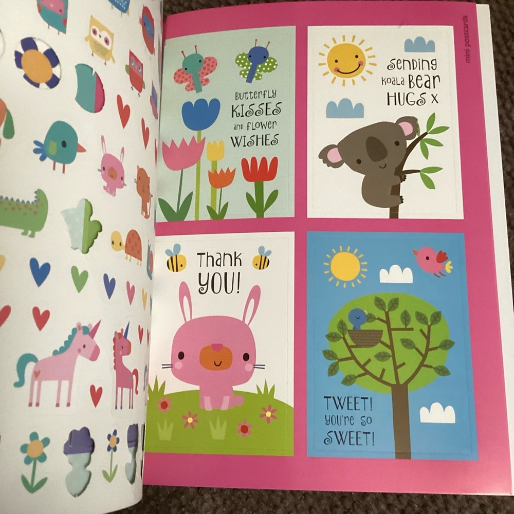 Paper gifting crafts, cards and decorating books - Picture 5 of 14